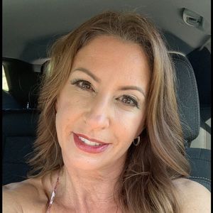 Meet your Posher, Lynn